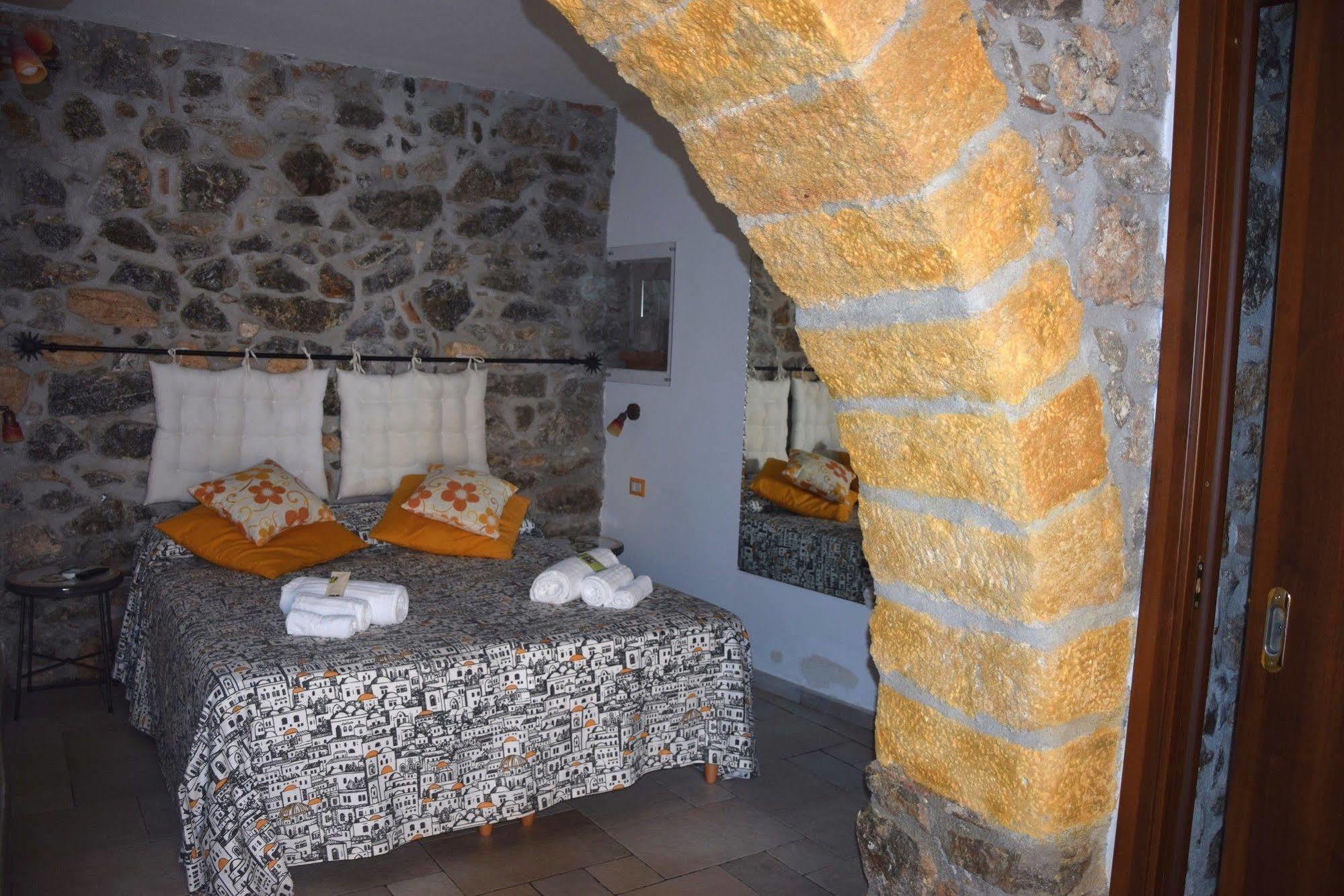 Bed and Breakfast La Casa Del Geko Cefalù Zewnętrze zdjęcie