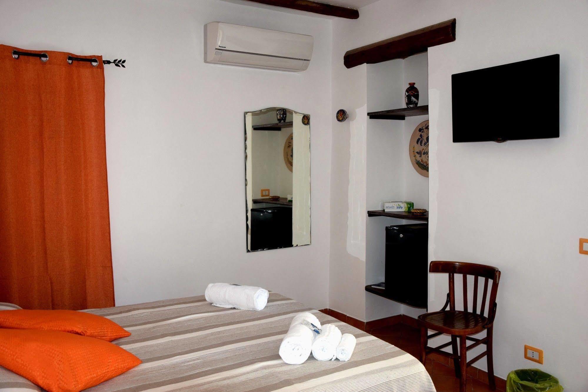 Bed and Breakfast La Casa Del Geko Cefalù Zewnętrze zdjęcie