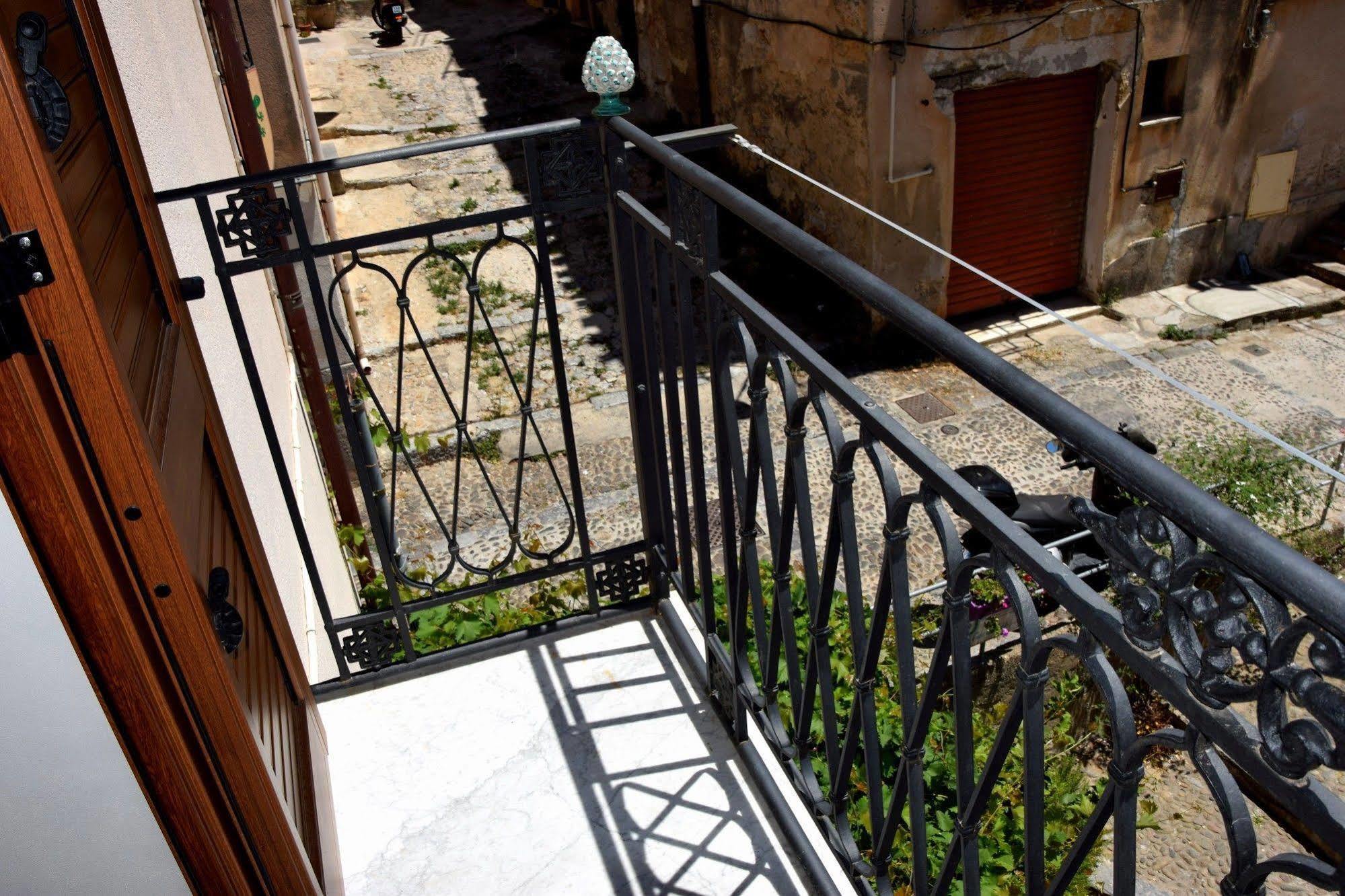 Bed and Breakfast La Casa Del Geko Cefalù Zewnętrze zdjęcie